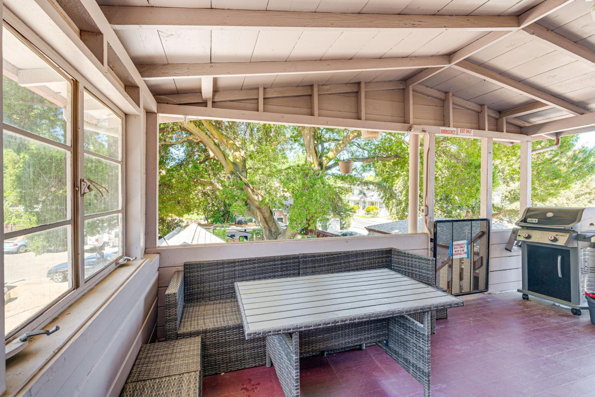 Bright Woodland Apartment Walk To Main Street Exterior foto